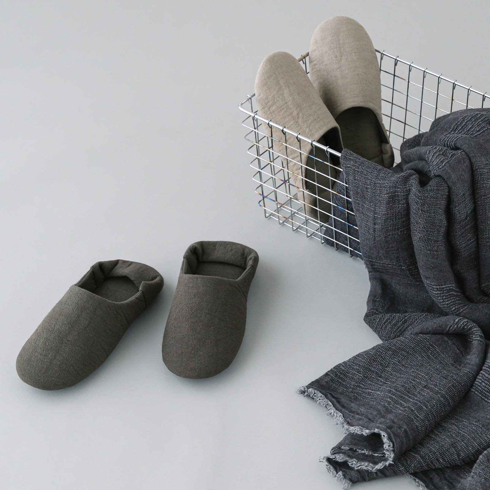 リネンバブーシュ M _ グレー _ 23-25 cm