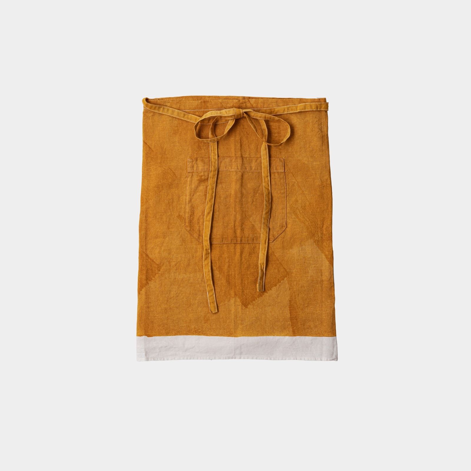 ベルトッツィ カフェエプロン _ テーレ ピエノ セナペ