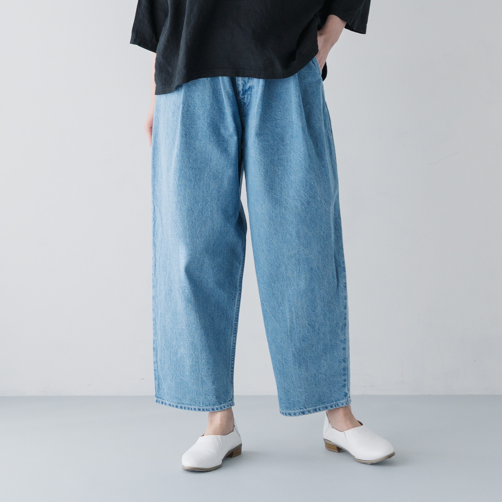 ARTE POVERA _ デニム 2タックパンツ _ ライト