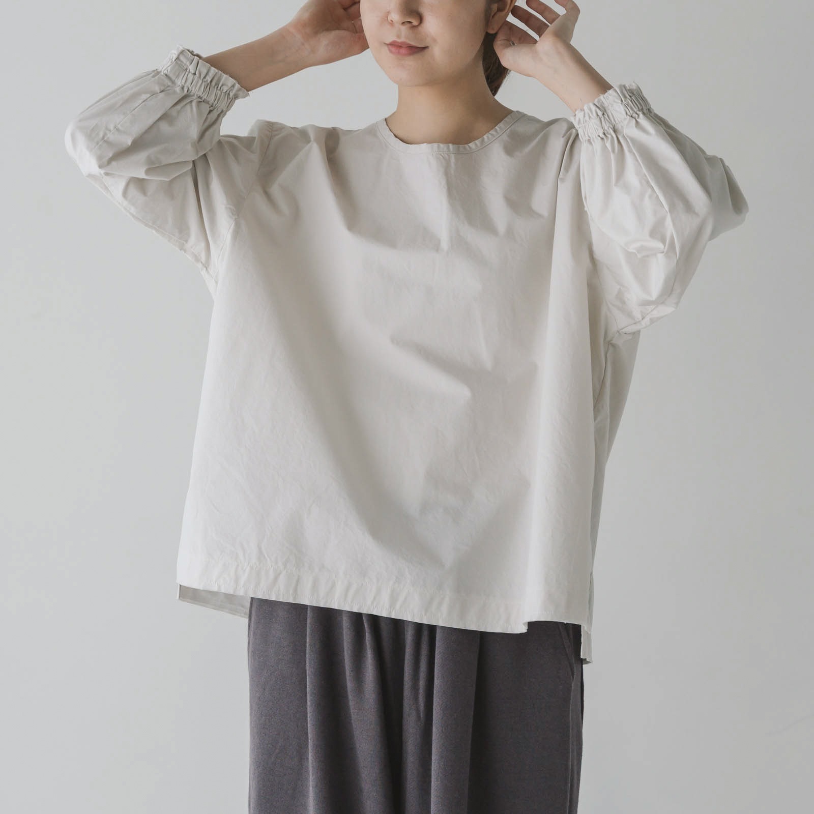 ARTE POVERA _ タイプライター _ クルーワイドシャツ _ テラコッタベージュ