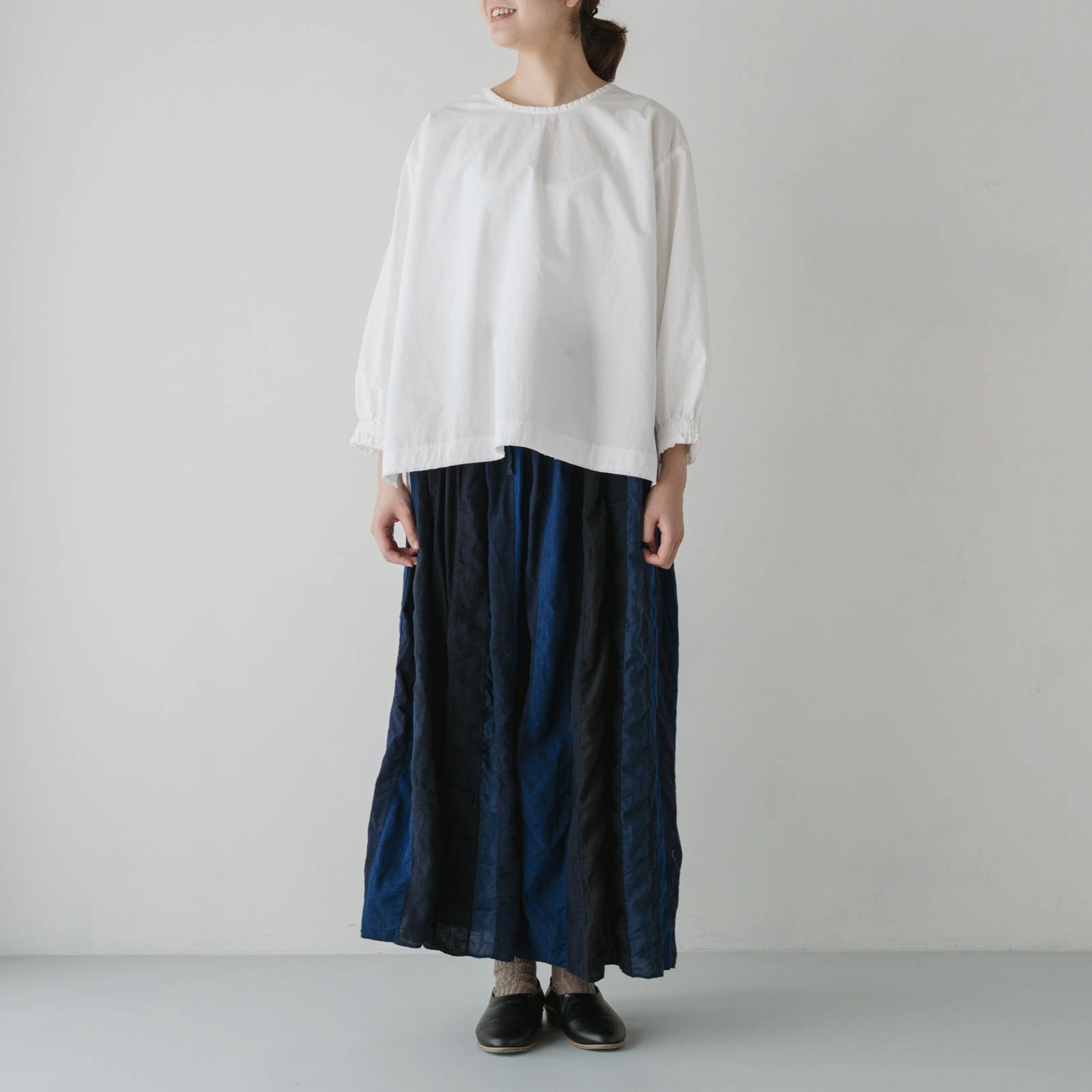 ARTE POVERA _ タイプライター _ クルーワイドシャツ _ テラコッタベージュ