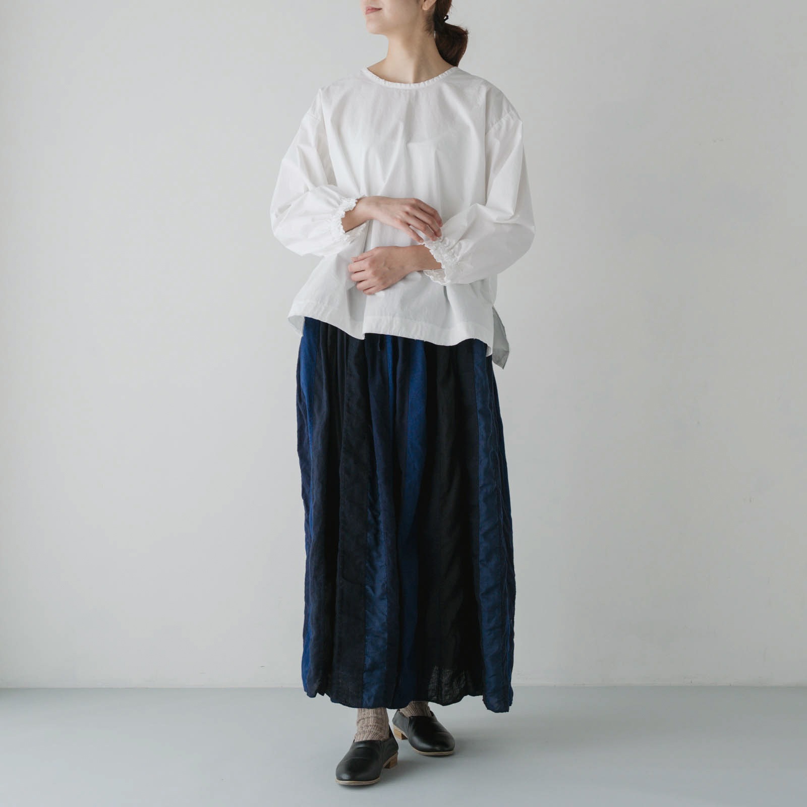 ARTE POVERA _ タイプライター _ クルーワイドシャツ _ テラコッタベージュ