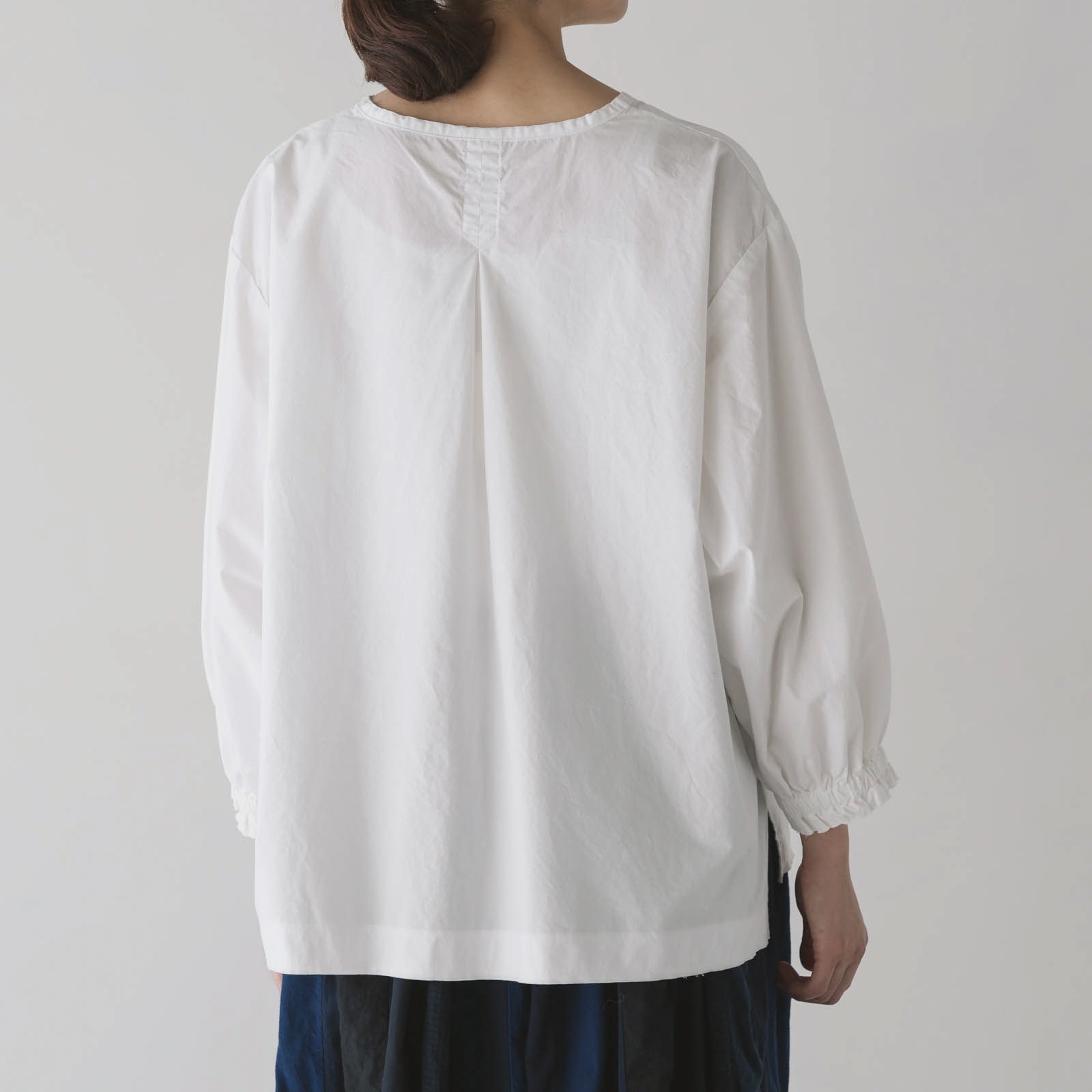 ARTE POVERA _ タイプライター _ クルーワイドシャツ _ テラコッタベージュ