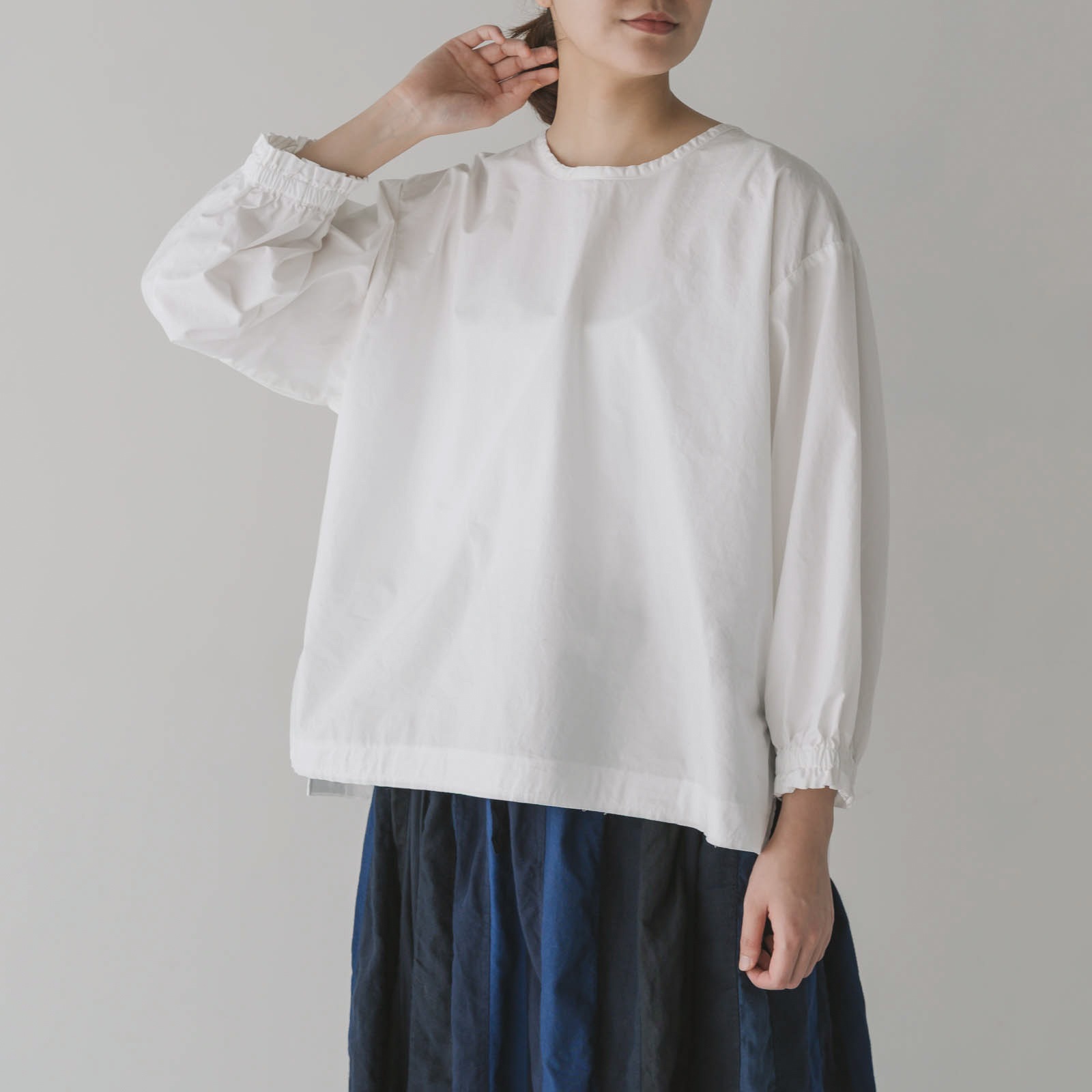 ARTE POVERA _ タイプライター _ クルーワイドシャツ _ テラコッタベージュ