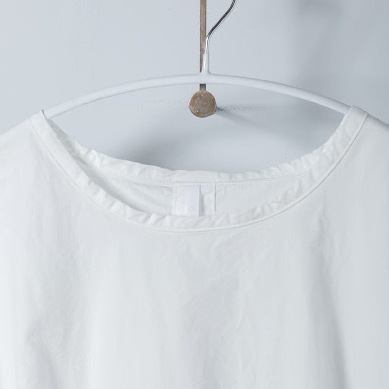 ARTE POVERA _ タイプライター _ クルーワイドシャツ _ テラコッタベージュ