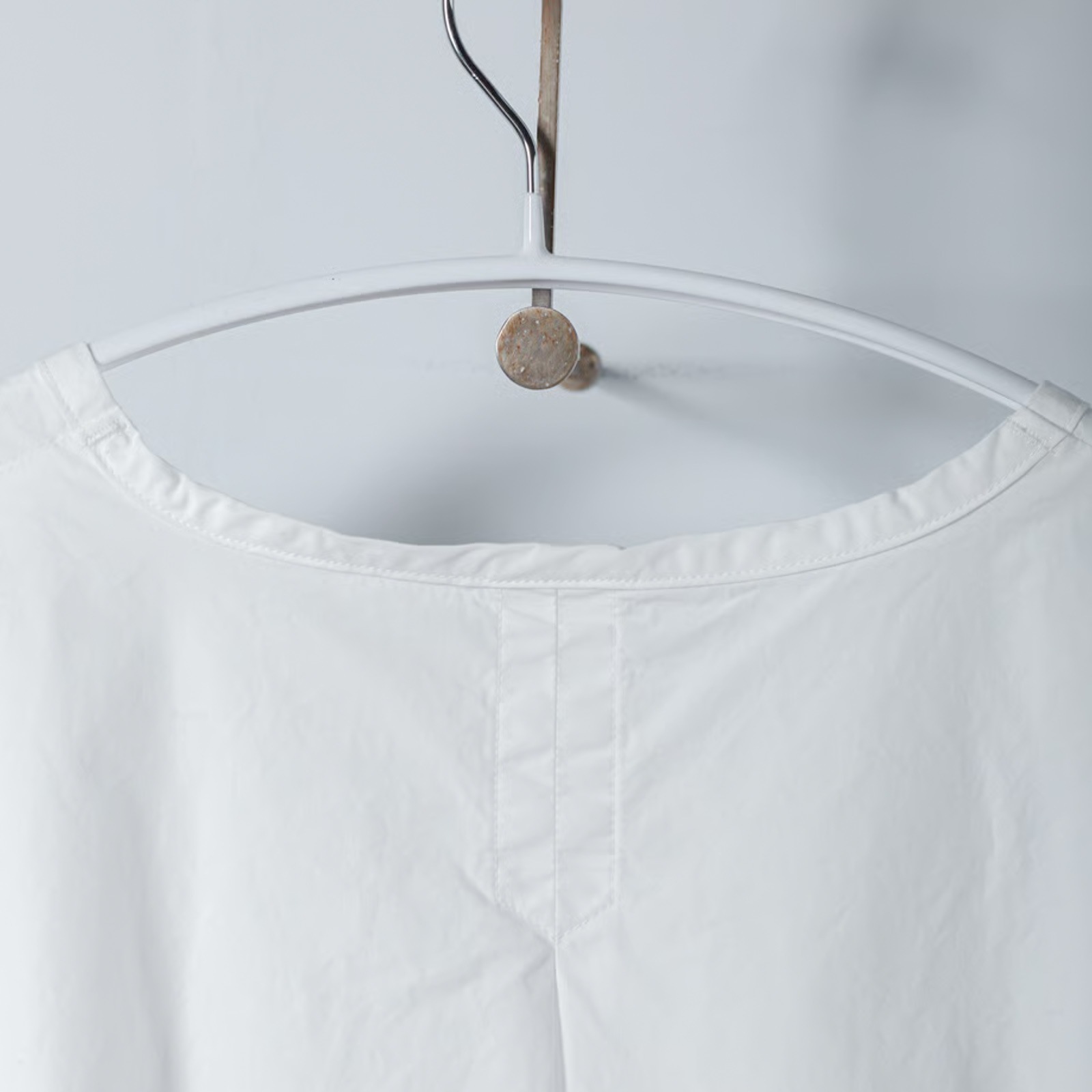 ARTE POVERA _ タイプライター _ クルーワイドシャツ _ テラコッタベージュ