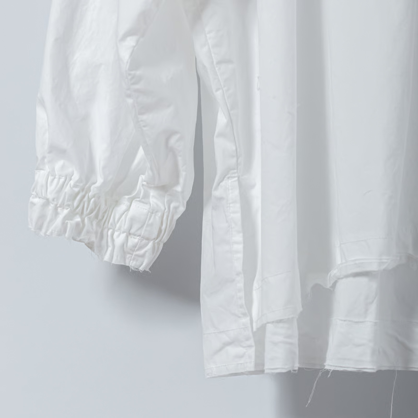 ARTE POVERA _ タイプライター _ クルーワイドシャツ _ テラコッタベージュ