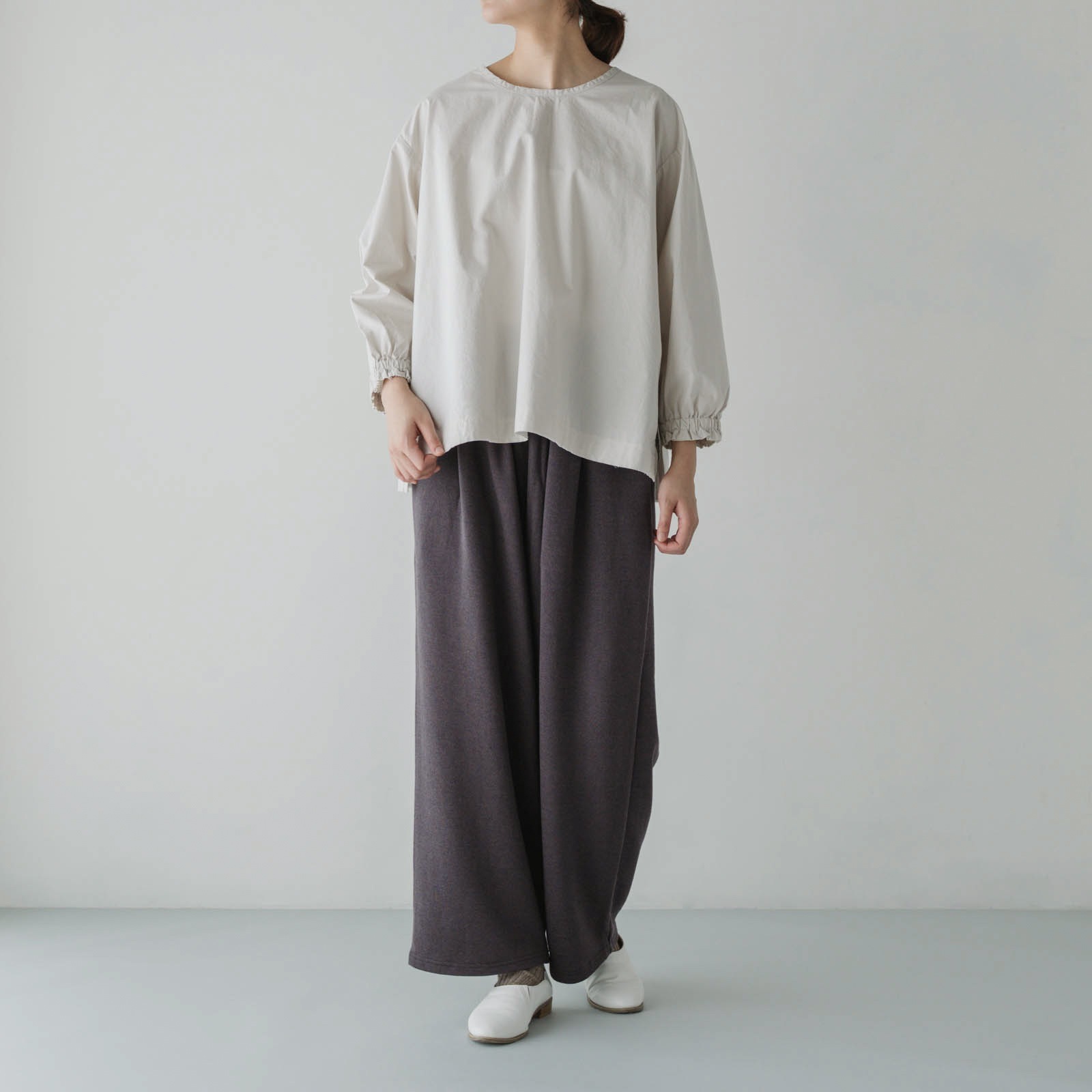 ARTE POVERA _ リネンコットン裏毛 _ 2タックワイドパンツ _ カーキオリーブ