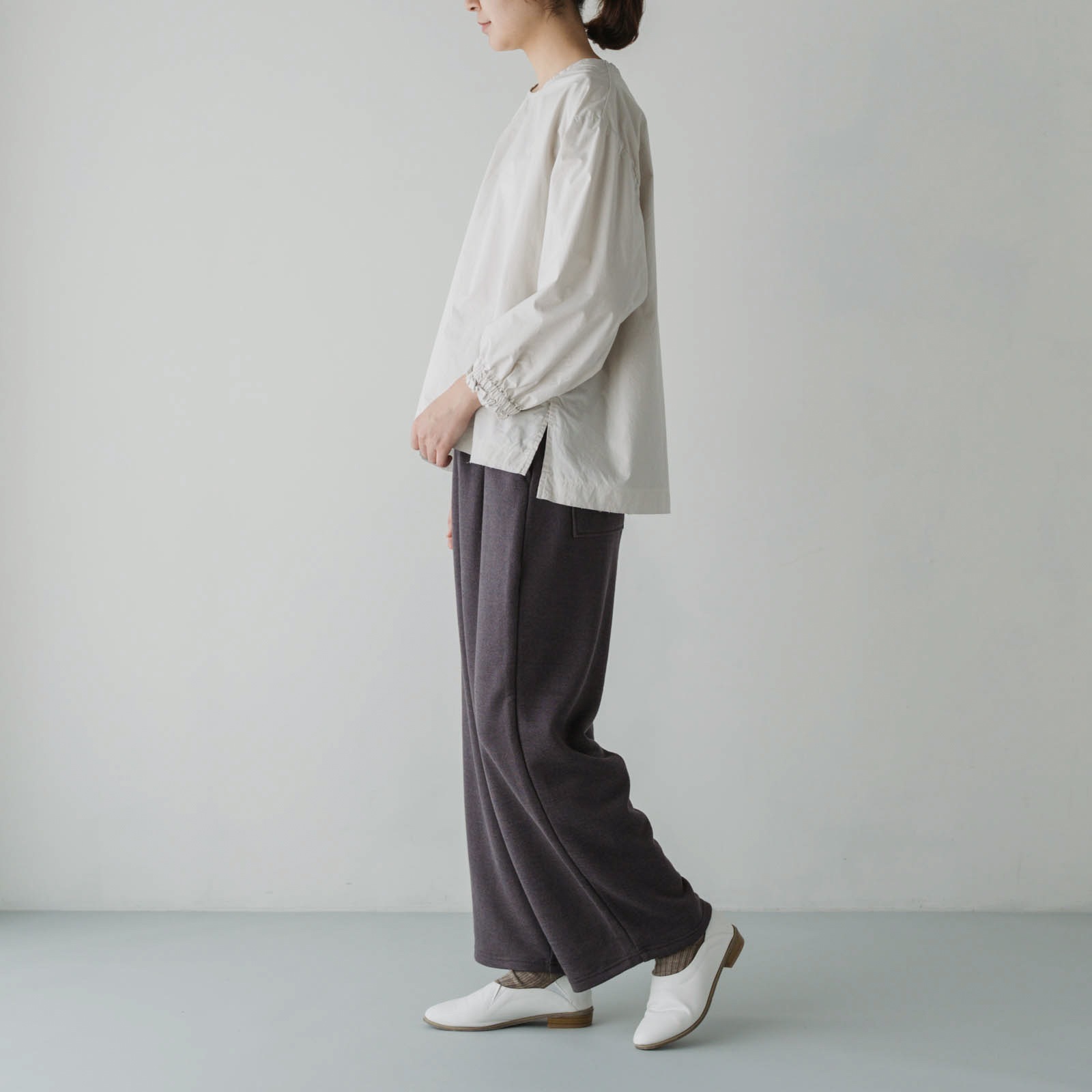 ARTE POVERA _ リネンコットン裏毛 _ 2タックワイドパンツ _ カーキオリーブ