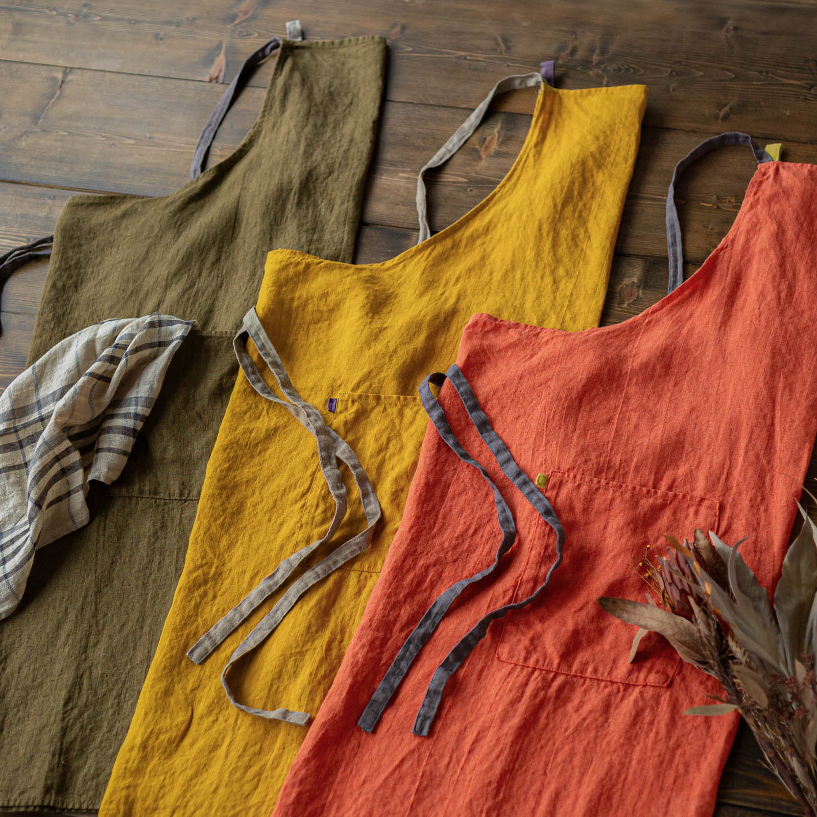 フルエプロン マノン _ カーキグリーン