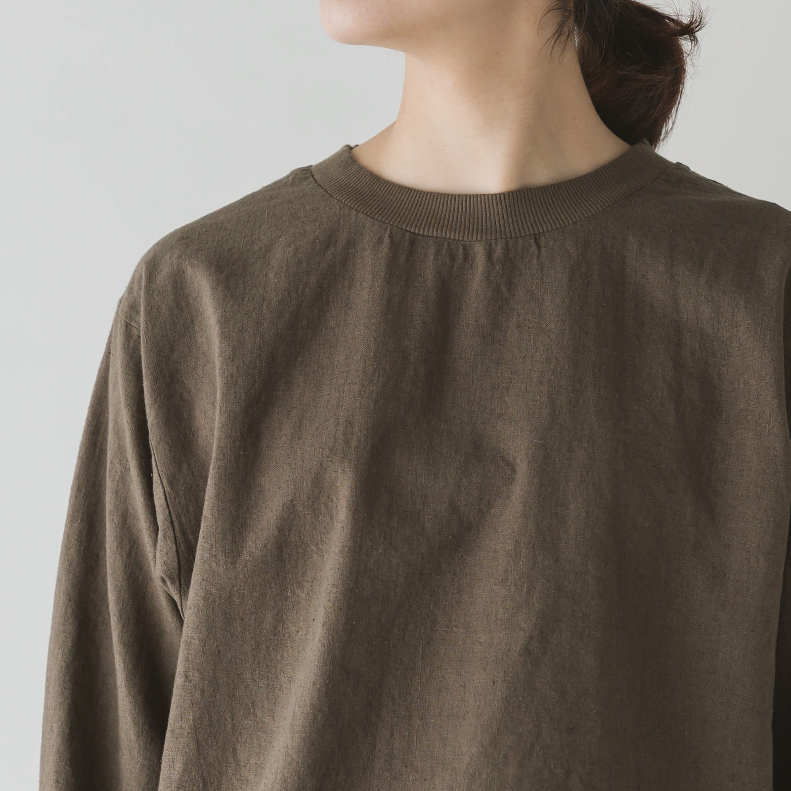 リネンコットン _ クルーネックスウェット _ ブラック