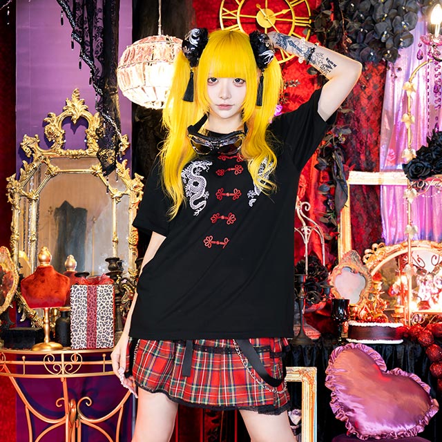 LISTEN FLAVOR����å���ե졼�С����ɥ饴����㥤��T����ġ�BLACK��RED��