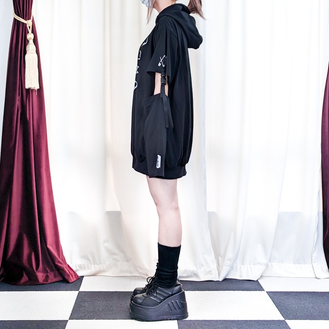 危険な安全ピン セパレート袖ベルトパーカー【BLACK】｜LISTEN