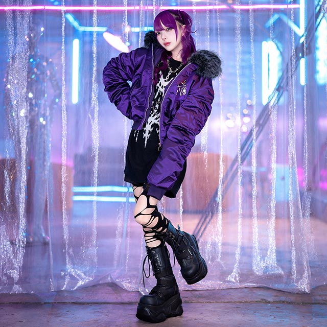 LISTEN FLAVOR����å���ե졼�С����⳦�Υ����ǥꥢ�˥åȡ�BLACK��WHITE��