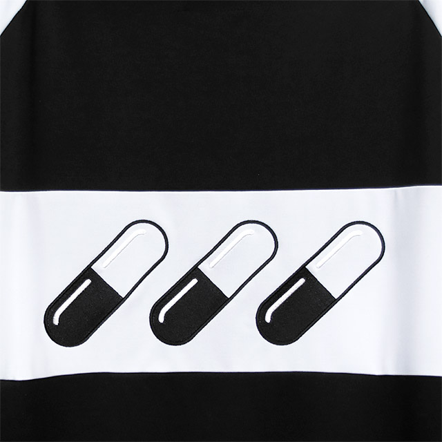 LISTEN FLAVORåե졼Сǭץ µå奸㡼ѡBLACKWHITE