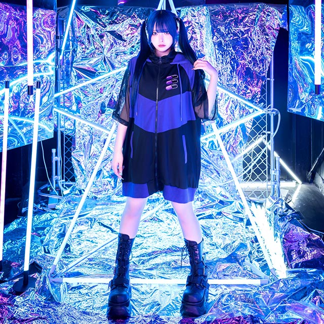 LISTEN FLAVORåե졼Сǭץ µå奸㡼ѡBLACKWHITE