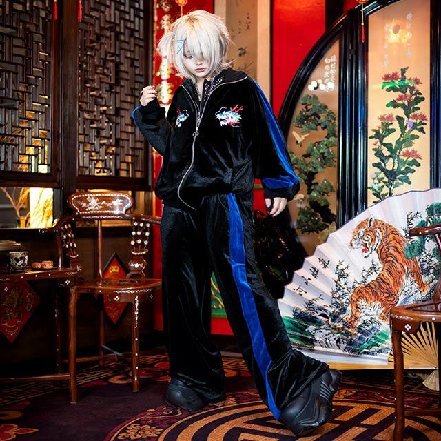 [APPAREL]/リッスンフレーバー/ドラゴンベロア トラックパンツ BLACK (F) ゴスロリ・パンク/LISTEN FLAVOR ドラゴンベロアトラックパンツ【BLACK】｜LISTEN FLAVOR(リッスン