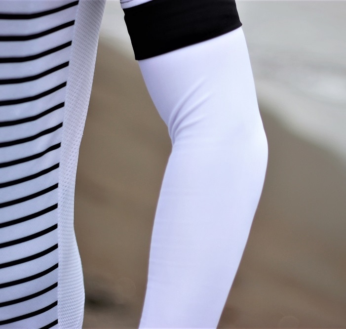 �����Ѥ�ͥ��륢���५�С� ���������Ƥ��ɻߡ��֥�å����ۥ磻�Ȥ�2���顼 �˽�����