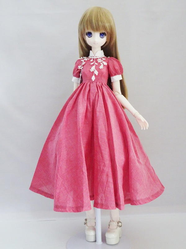 ハンドメイド　ドールワンピース　ワンピース　約90cm(4T) BJDドール用衣装 お洋服セット ドレス ⭐️ワンピース⭐️ 気質
