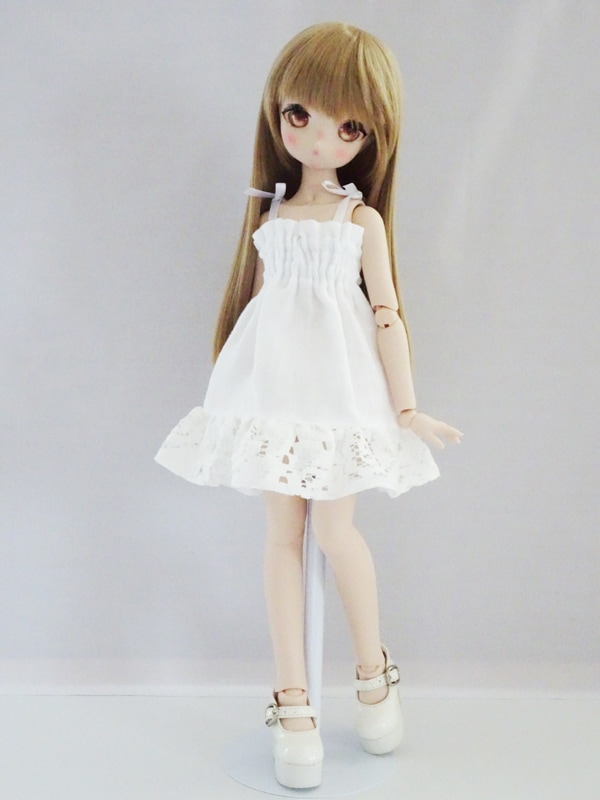 韓国　人気！（R005）バービードール　白いワンピース 韓国 人気！（R005）バービードール 白いワンピース 韓国人気