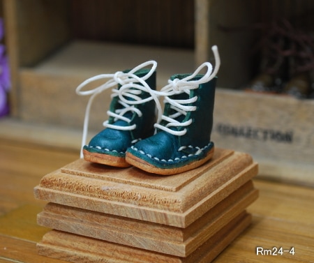 【ハンドメイド/Rose-mic】 　編み上げブーツ　グリーン　（紐：白）　　【オビツ24ｃｍボディサイズ】　/Rm24-4