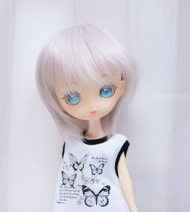 難あり・長期保管品　【7インチ】　ドール用ウィッグ　襟足長めショート　ペールライラックシルバー