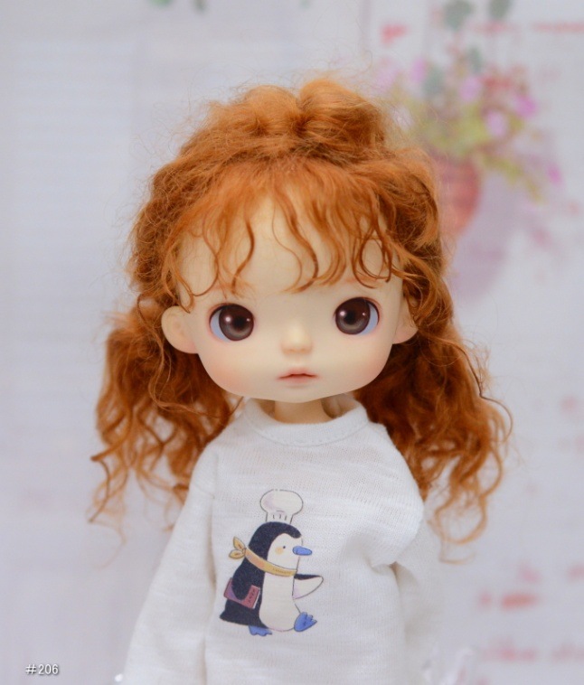 モヘア　ウェフティング　400センチ プラチナシルバー ビスクドール　ウィッグ 東雲彰人缶バッジ19C 体育祭