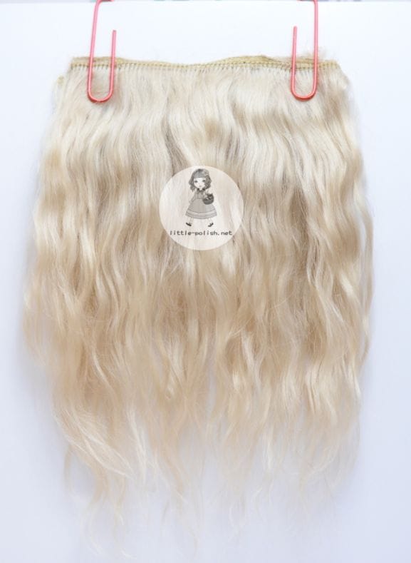 リトルポリッシュ別注　ロシアモヘア　ウェフティング　【エクルベージュ】　（幅約90cm,長さ約18cm～20cm)　　