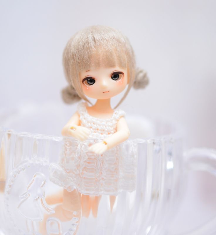 【カスタムドール】メイク付ミゼットカスタムドール　手編みワンピ＋お団子ウィッグ　★ホワイト★