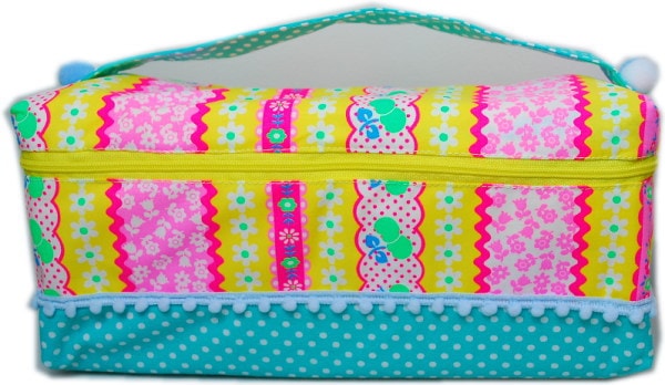 お人形とおでかけバッグｉｎバッグ　［ピンクス*イエロー×ピンク］　22～23cmドールサイズ　　【まるしぇらぱん】　h2504-maod03