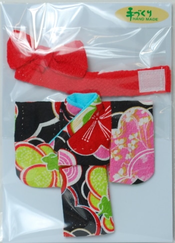 【オビツ11ｃｍ用】　きせかえお着物　黒地大花/赤帯（5月発売）/Toshi