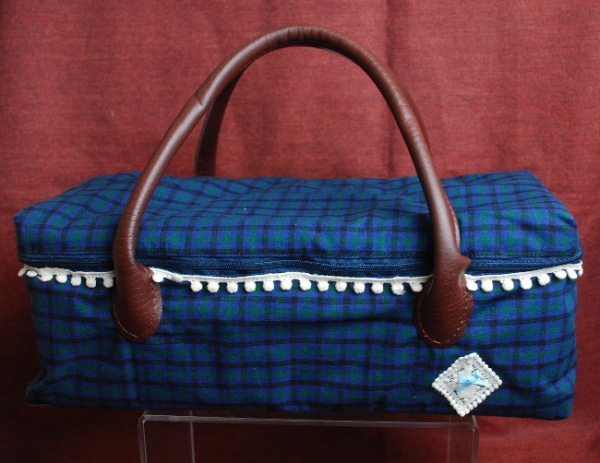 お人形とおでかけバッグ・大　グリーンチェック柄/ネオブライスサイズ　【まるしぇらぱん】