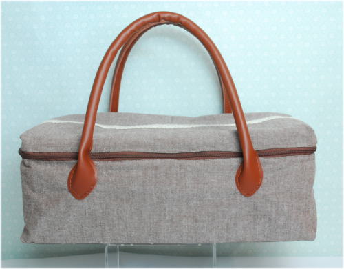 お人形とおでかけバッグ（大）　大人カジュアル　シンプル茶無地　/　ブライスドールサイズ　　【まるしぇらぱん】　　ｈ241003BB