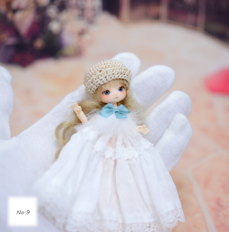 お迎え頂きました　　【ミゼットドール】　カスタムドール　No.9 （☆メイク:@okurido 様  ☆衣装：@7thdahlia 様）