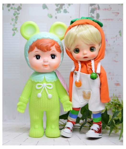 ころころ 茶色い クマちゃん かすみ草 レジン ハート パール 