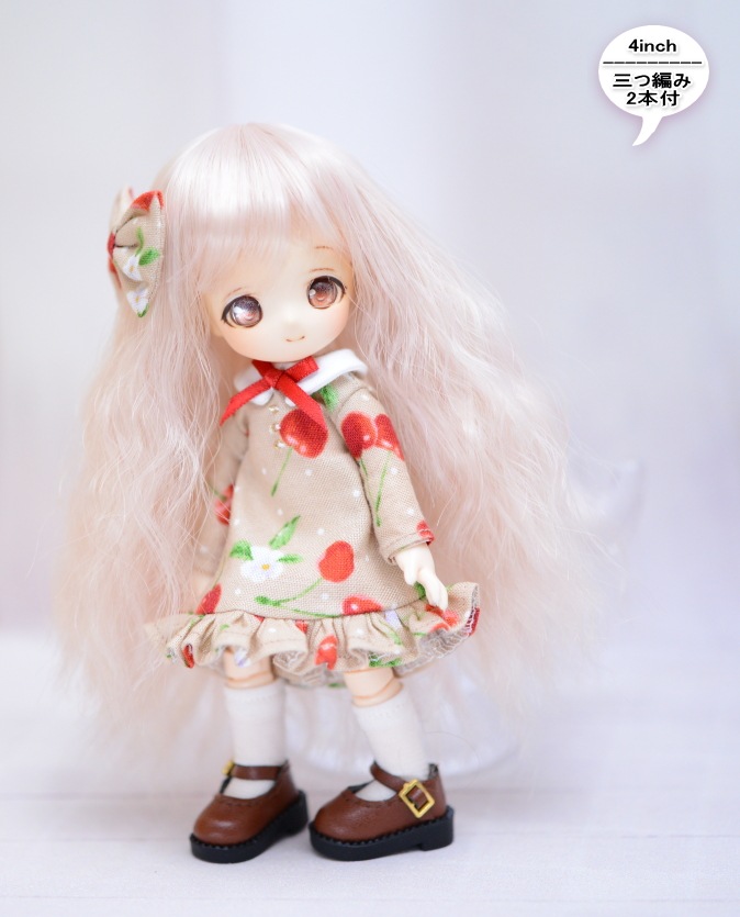 【4インチ】　耐熱　ドール用ウィッグ　ゆるふわロング　細三つ編み2本付　/　ペールピンクミックス
