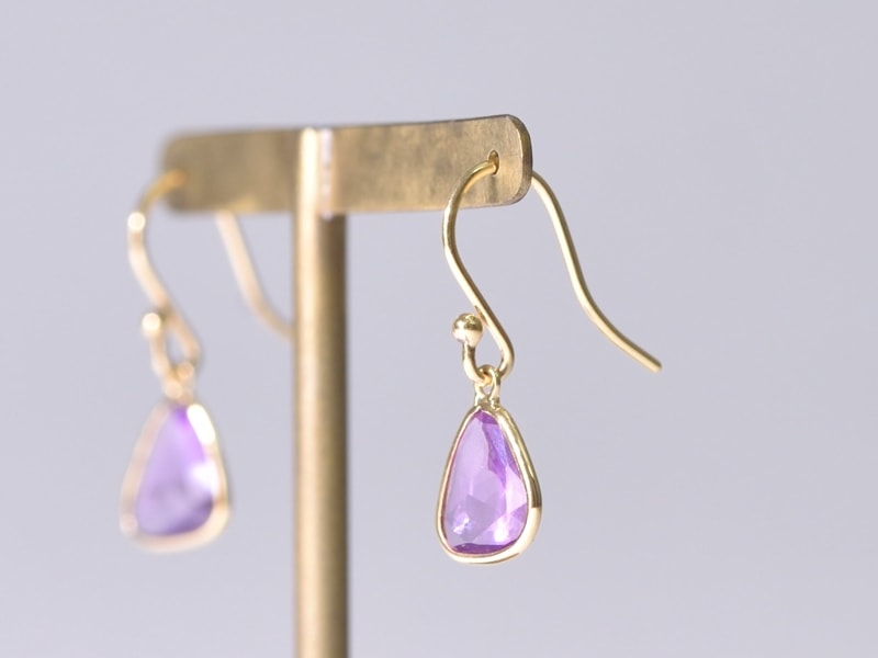Sapphire(Noheat)_0.89ct,0.90ct - K18YG Pierce【Petalo-ペタロ】