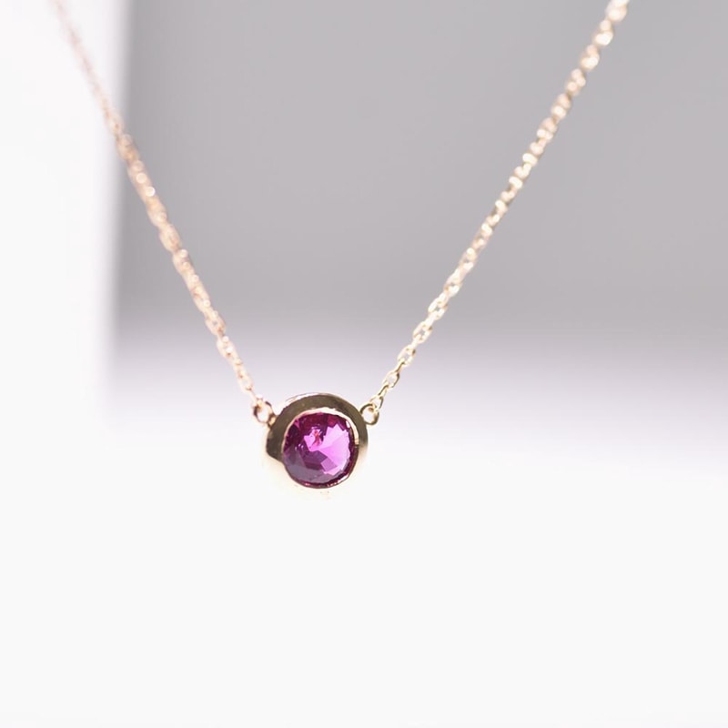 モデルオーダー事例<br>【Grana/グラーナ】<br>上品な一粒ルビー