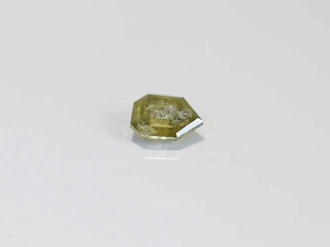 ダイヤモンド　ファンシーカット 0.86ct