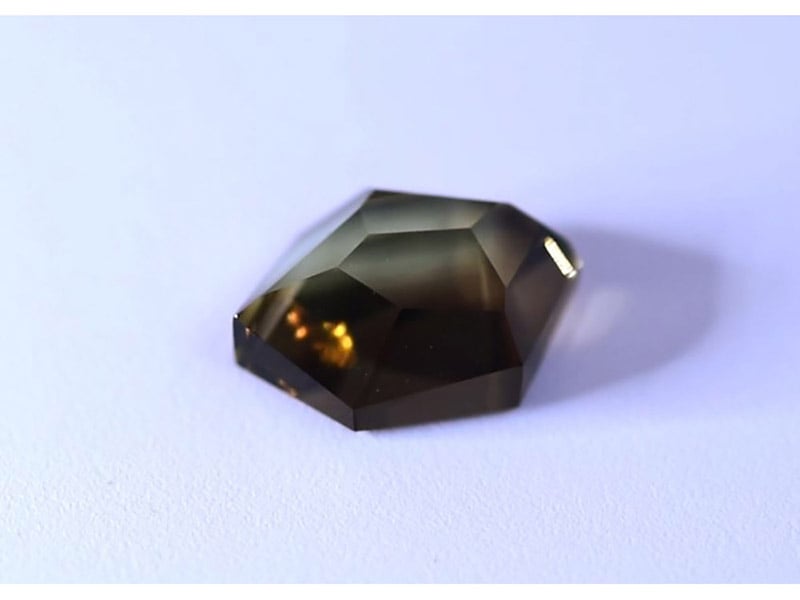 バイカラ－スモ－キ－クォ－ツ 11.64ct