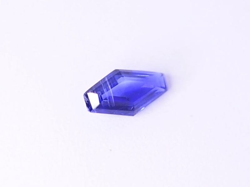 カイヤナイト 0.92 ct