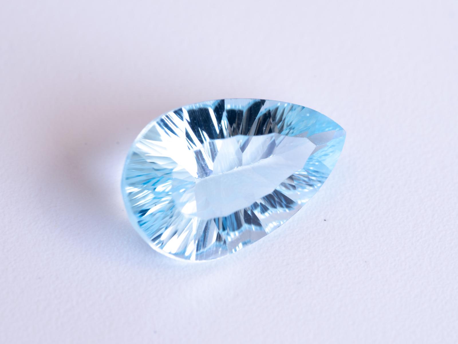 ブルートパーズ 6.36ct