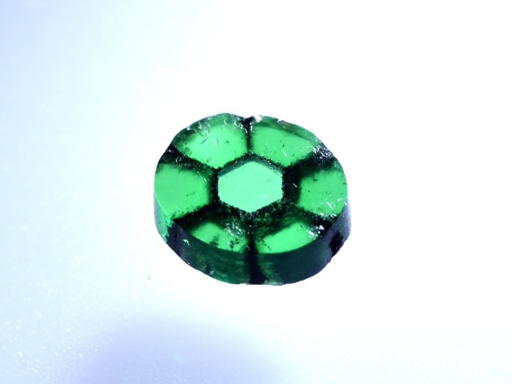 トラピッチェエメラルド 0.47ct