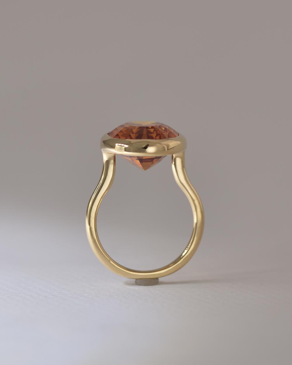 モデルオーダー事例<br>【ciel/シエル】<br>縦向き石の存在感