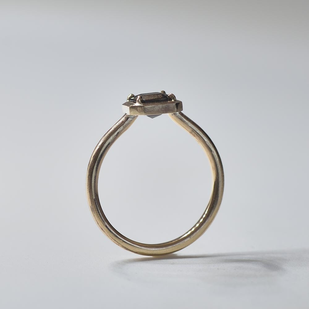 モデルオーダー事例<br>【ponte/ポンテ】<br>ラインが映えるスキャポライト