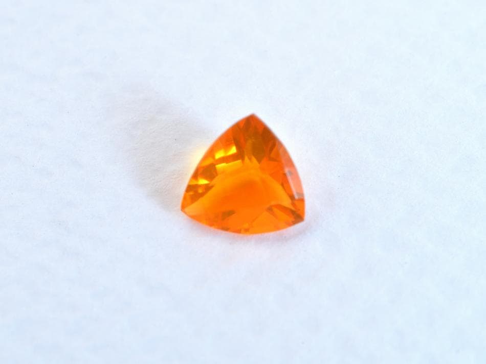 ファイアーオパール メキシコ産0.44ct