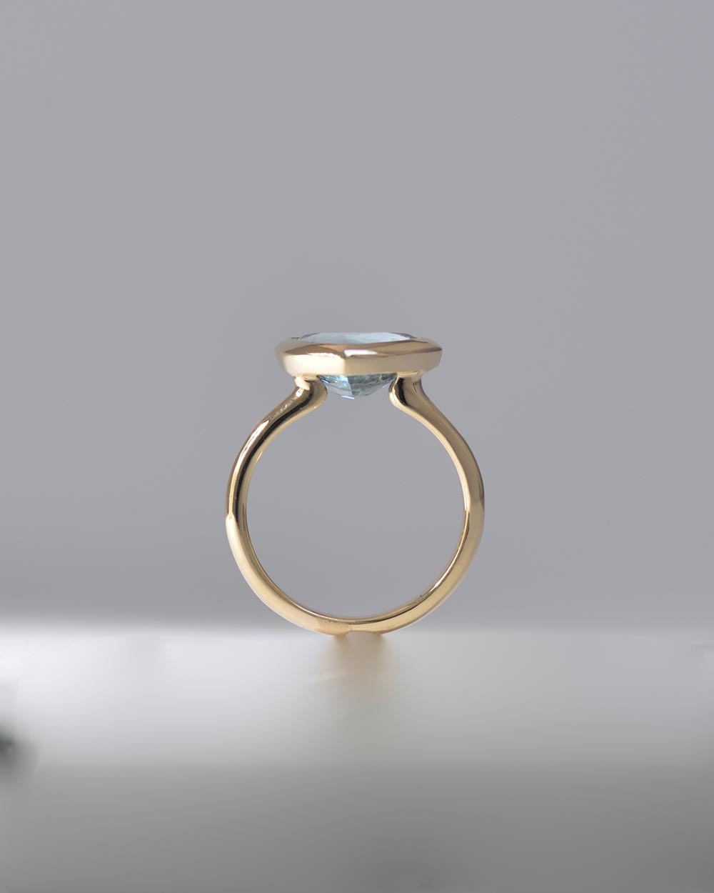 モデルオーダー事例<br>【ciel/シエル】<br>石と手仕事が描く透明感