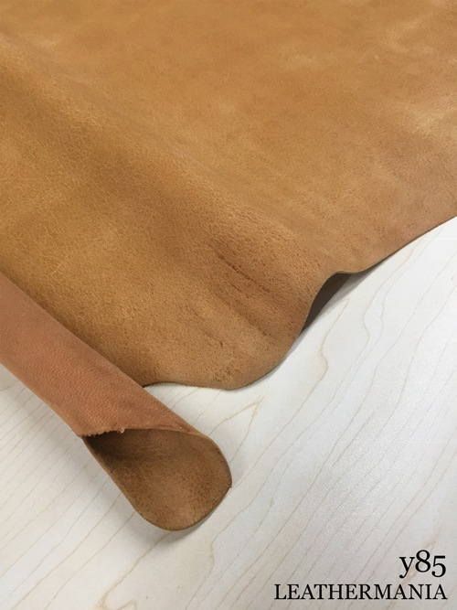 【丸革】ヤギタンニン革 / 両面使い / 銀スリ / 裏処理済 / 1.2mm (キャメル)