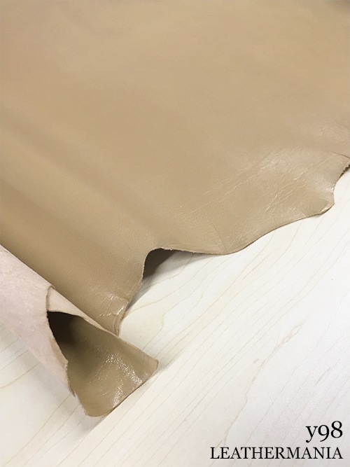 【丸革】ヤギ革 / スムース / 0.8mm (グレージュ)