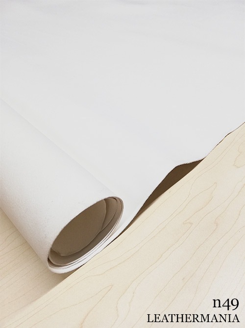 【半裁】牛タンニン革 / 牛純白 / 1.3mm (ホワイト)
